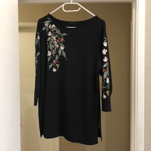 Women’s tunic blouse